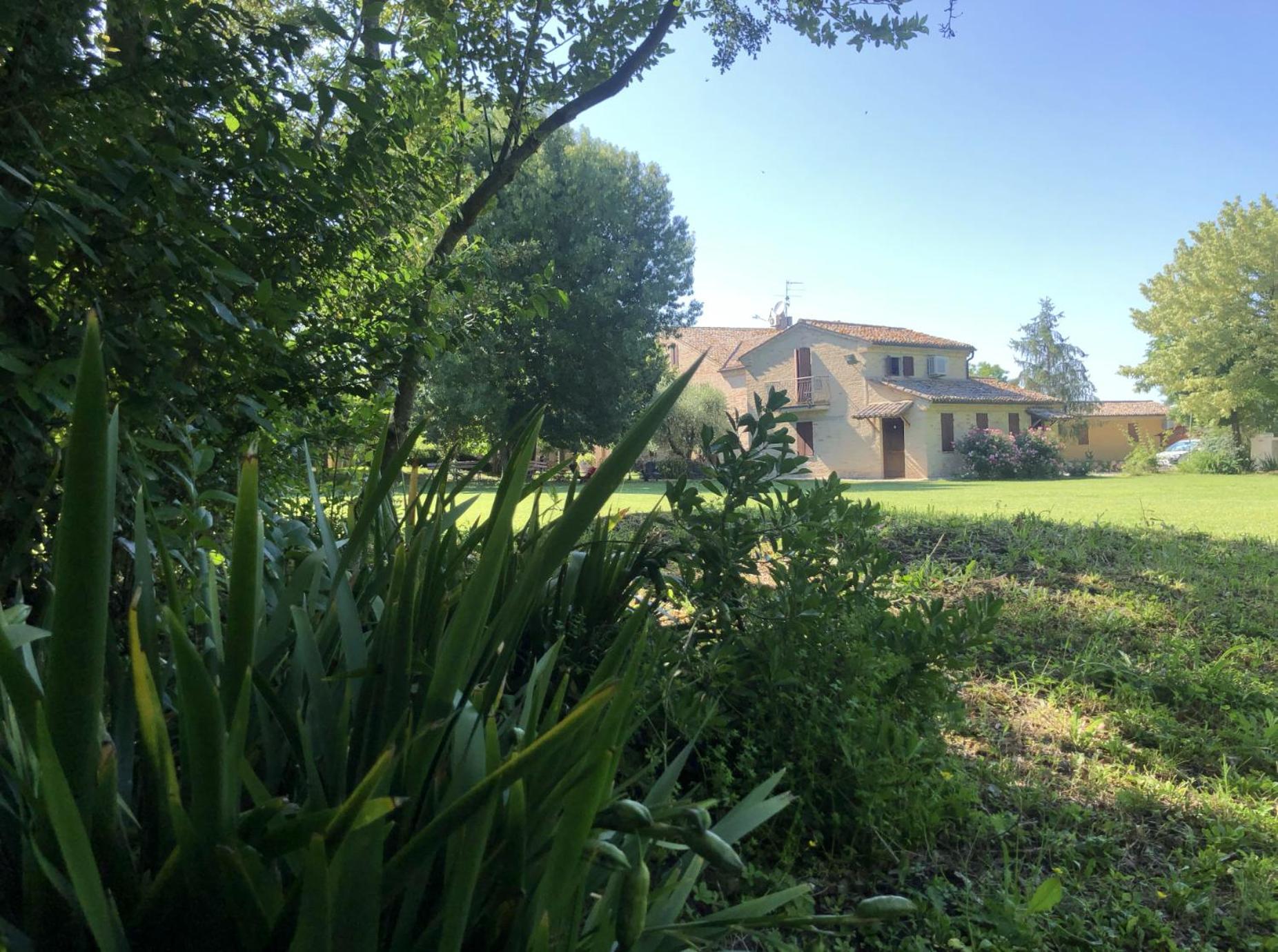 Albergo Le Case Macerata Exterior photo